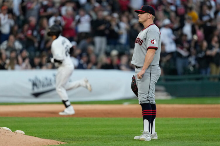Vargas’ homer lifts White Sox over Guards